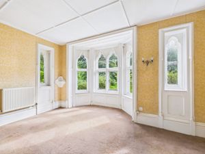 South Family Room- click for photo gallery